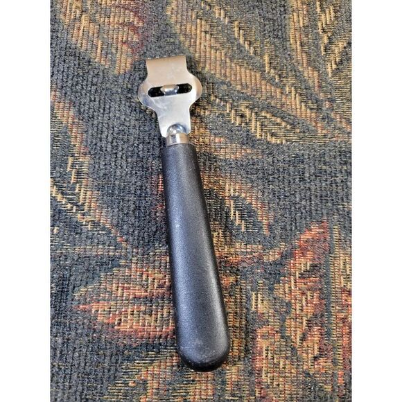 Pampered Chef Zester/Scorer  - Picture 1 of 3